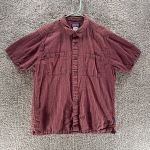 Patagonia Men's Casual Button Down Shirt - Burgundy